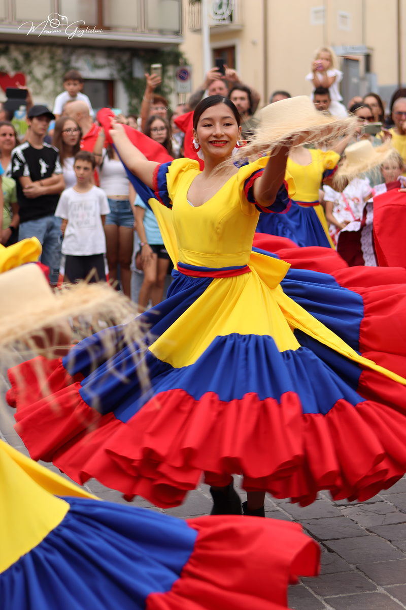 Coliri, musica, allegria