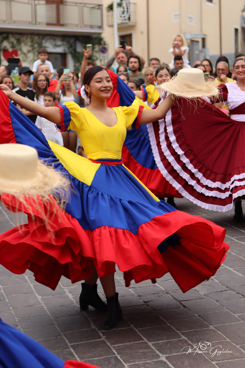 Coliri, musica, allegria