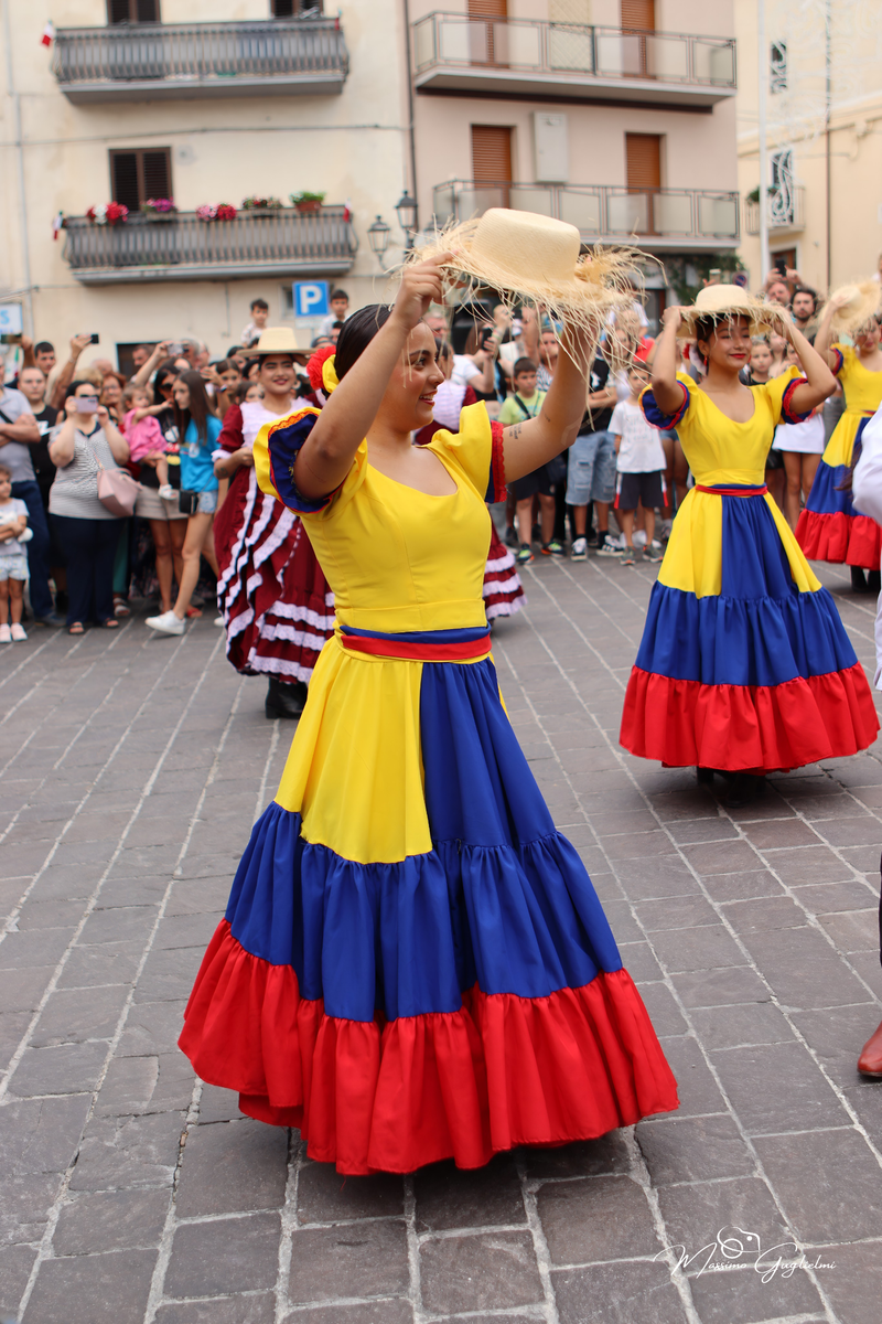 Coliri, musica, allegria