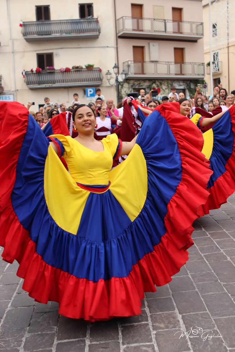 Coliri, musica, allegria