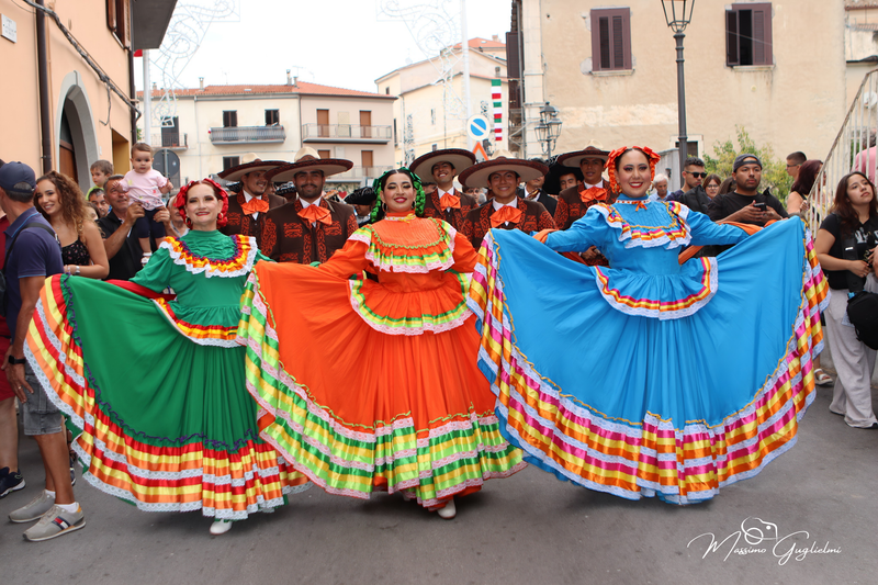 Coliri, musica, allegria