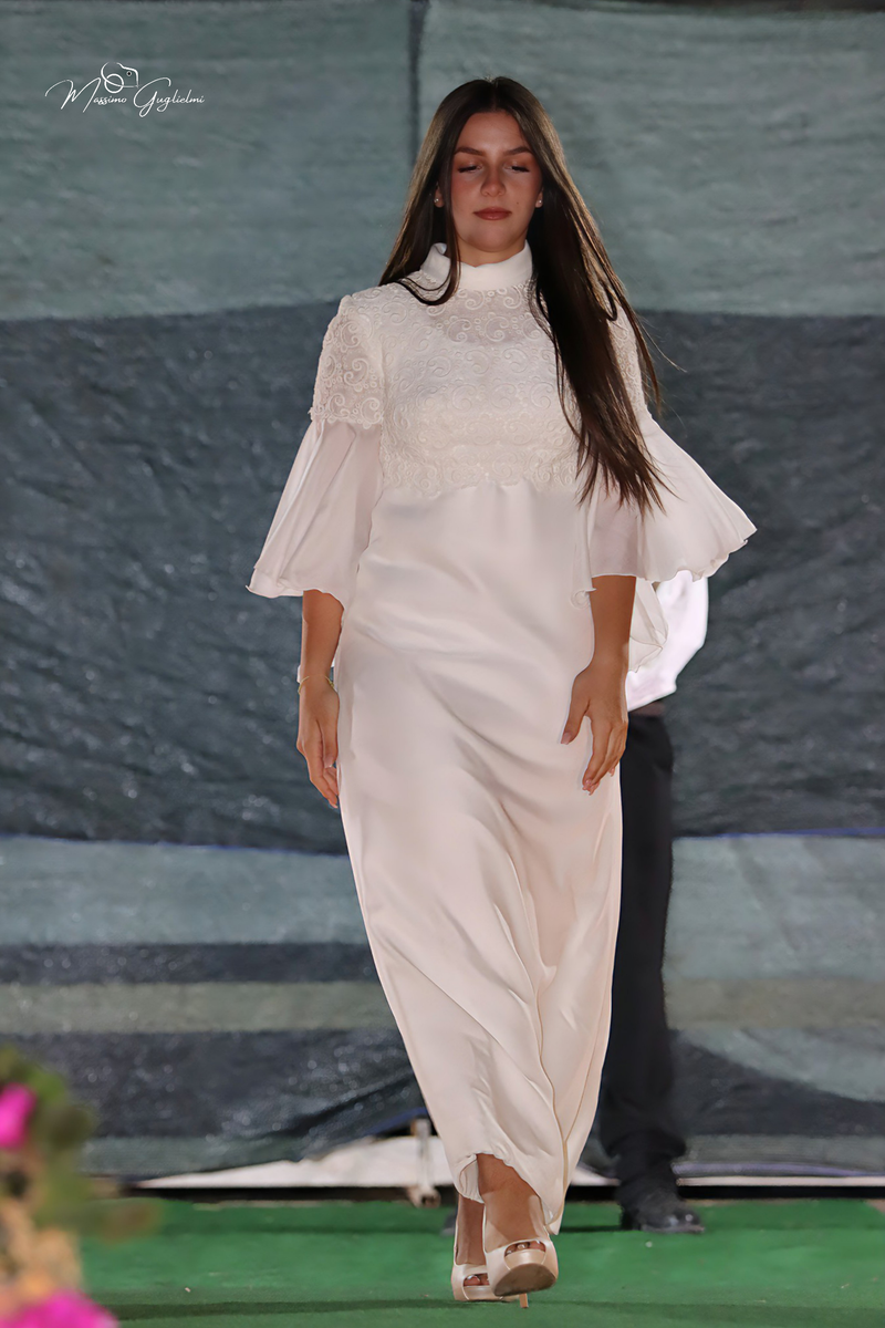 Un viaggio meraviglio tra abiti e modelle incredibili