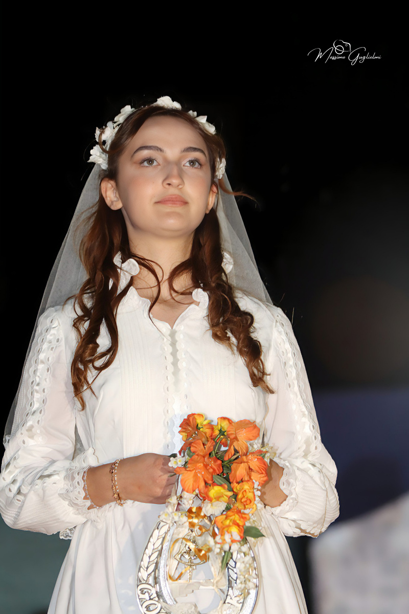 Un viaggio meraviglio tra abiti e modelle incredibili