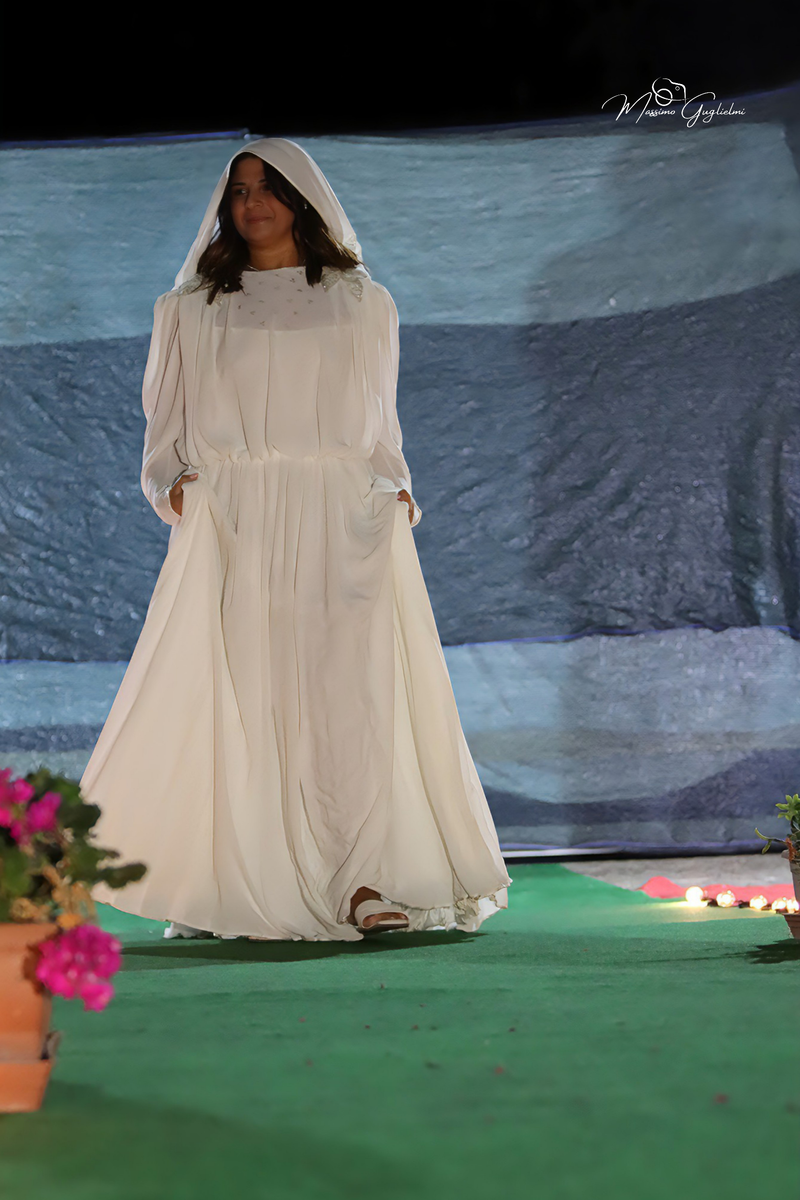 Un viaggio meraviglio tra abiti e modelle incredibili