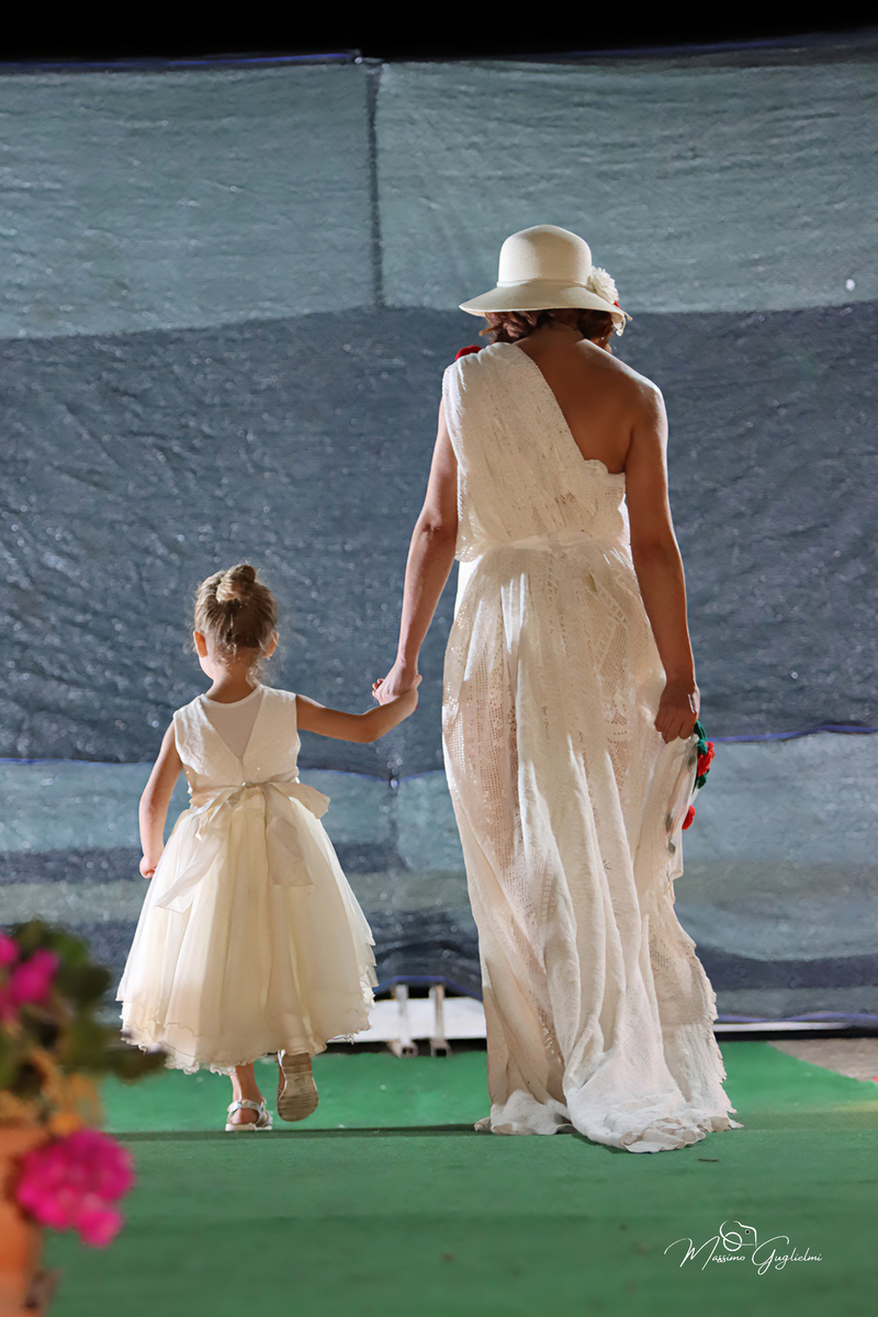 Un viaggio meraviglio tra abiti e modelle incredibili