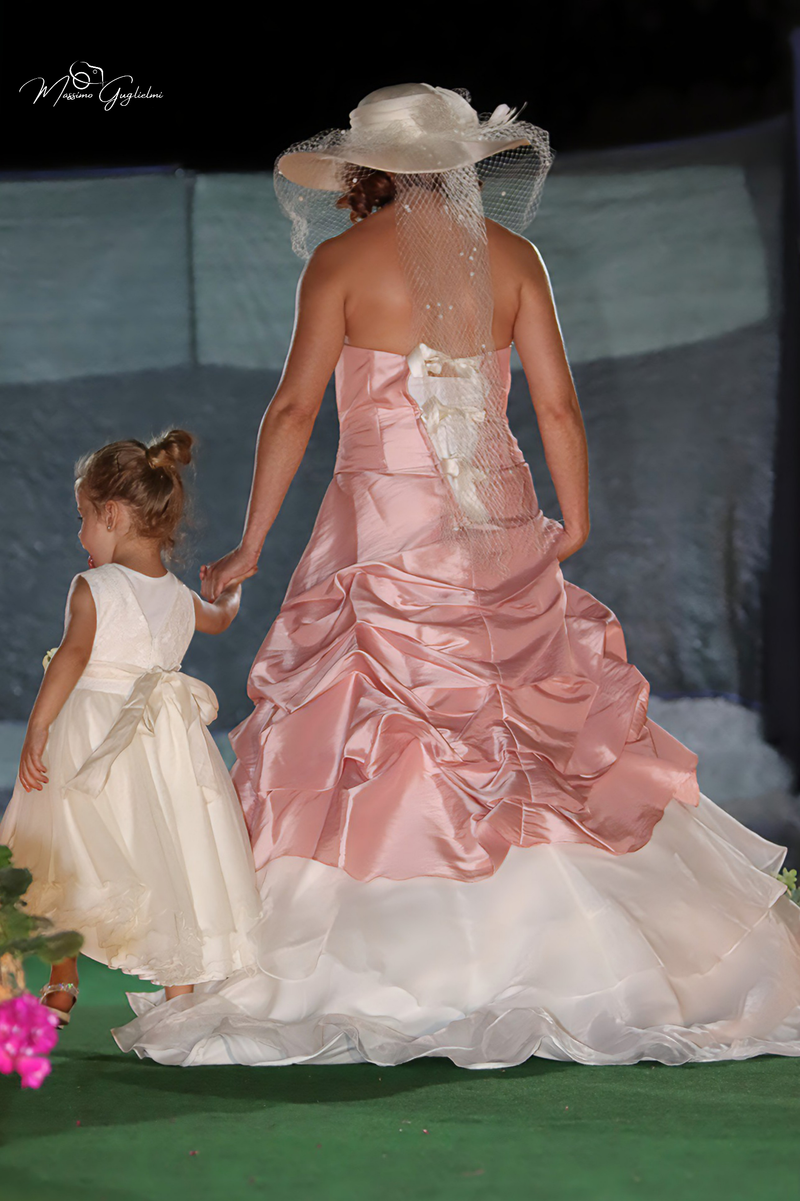 Un viaggio meraviglio tra abiti e modelle incredibili