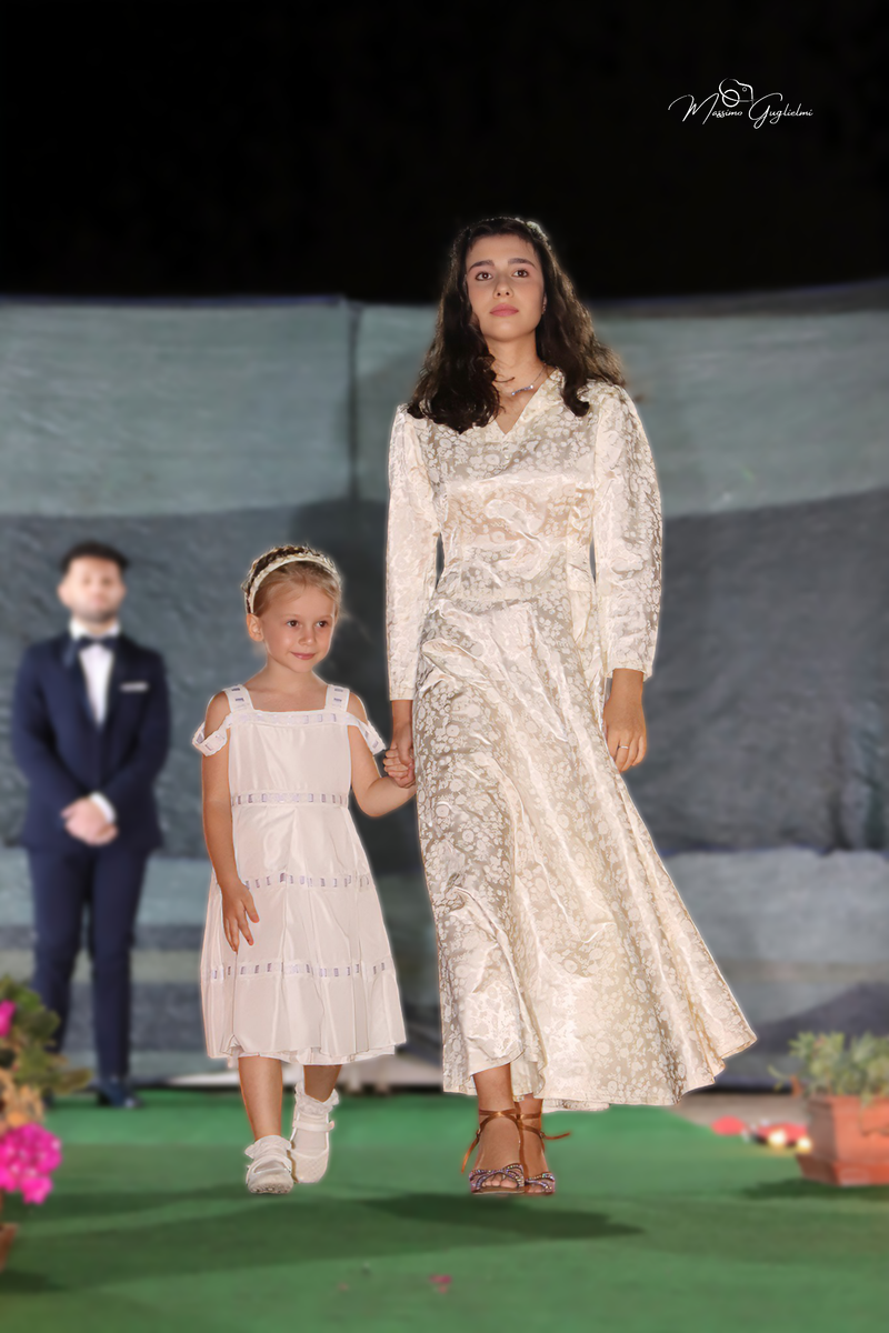 Un viaggio meraviglio tra abiti e modelle incredibili