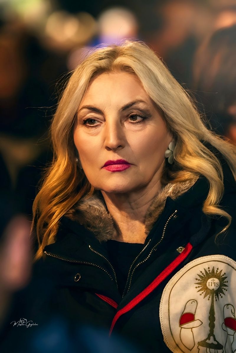LA PROCESSIONE DEGLI INCAPPUCCIATI