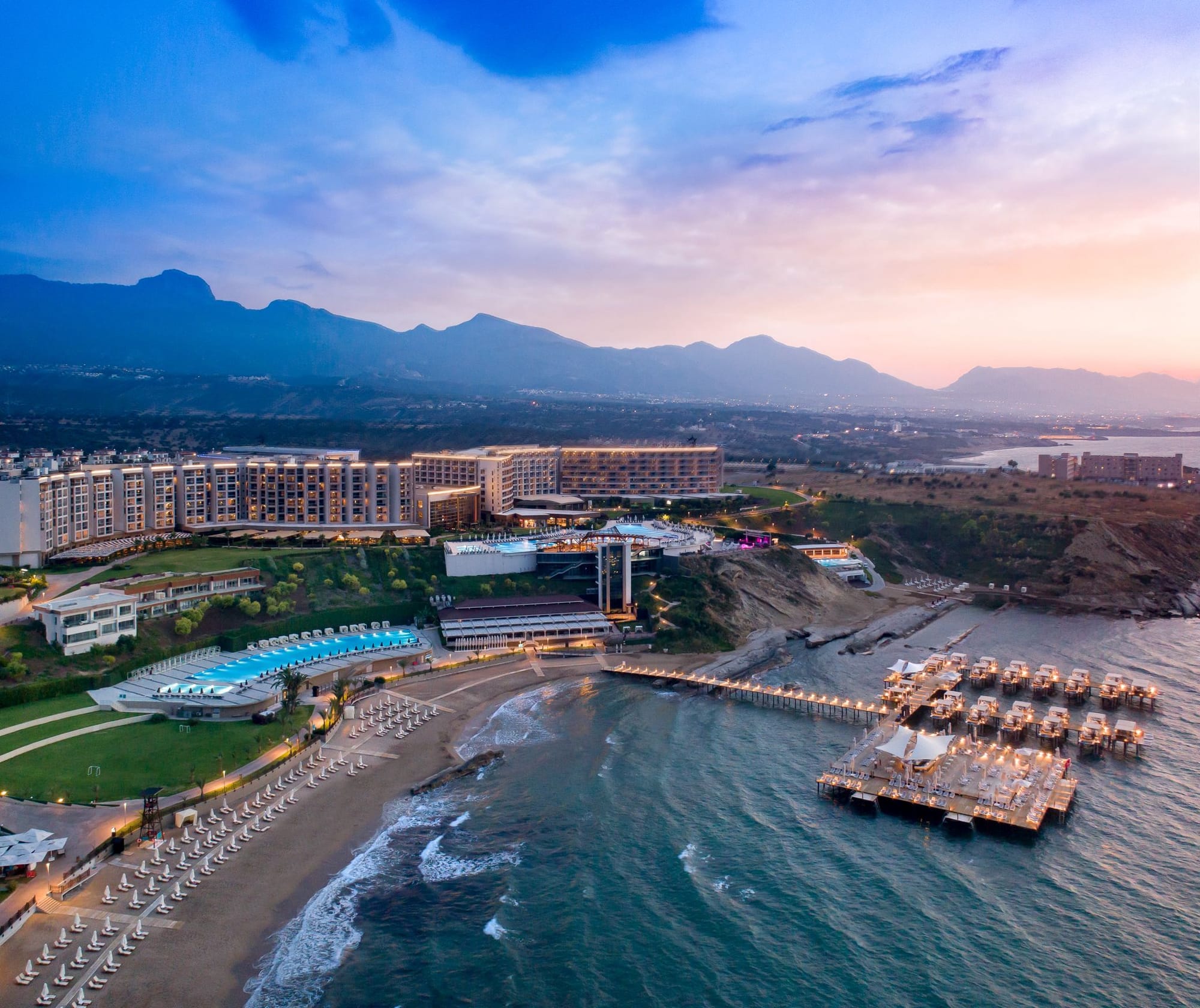 Kıbrıs’ın Gözdesi Elexus Hotel, Bayramda Sahnesini Yıldızlara Açıyor