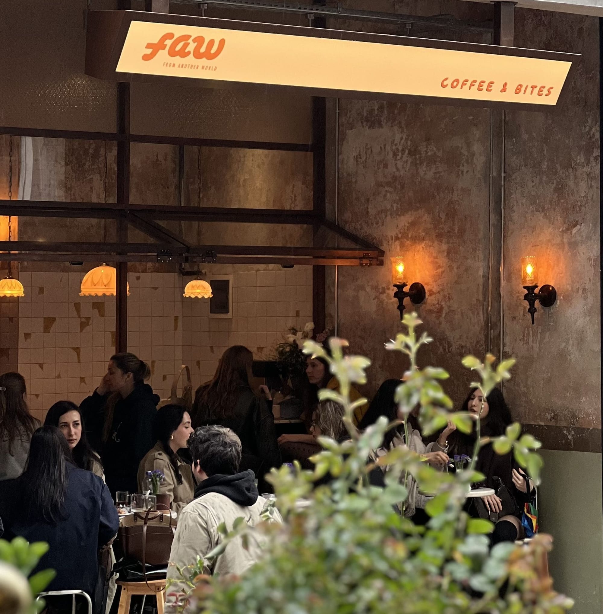 Cihangir’in Yeni Favori Buluşma Mekanı
FAW Coffee Açıldı