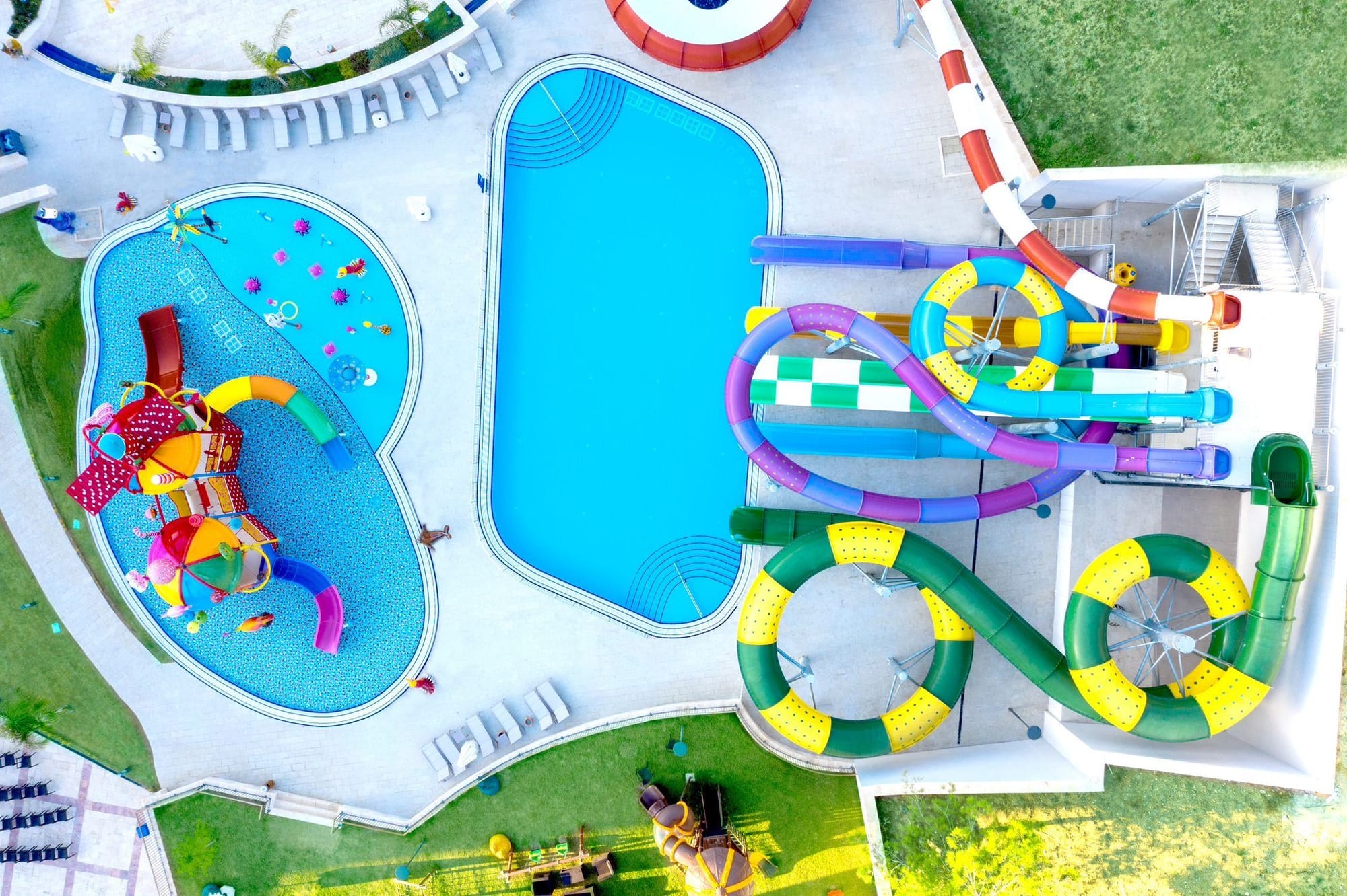 35 HAVUZU VE BÖLGENİN EN BÜYÜK AQUAPARK’I İLE AİLELER İÇİN YAZIN EN İYİ ADRESİ: BN HOTEL