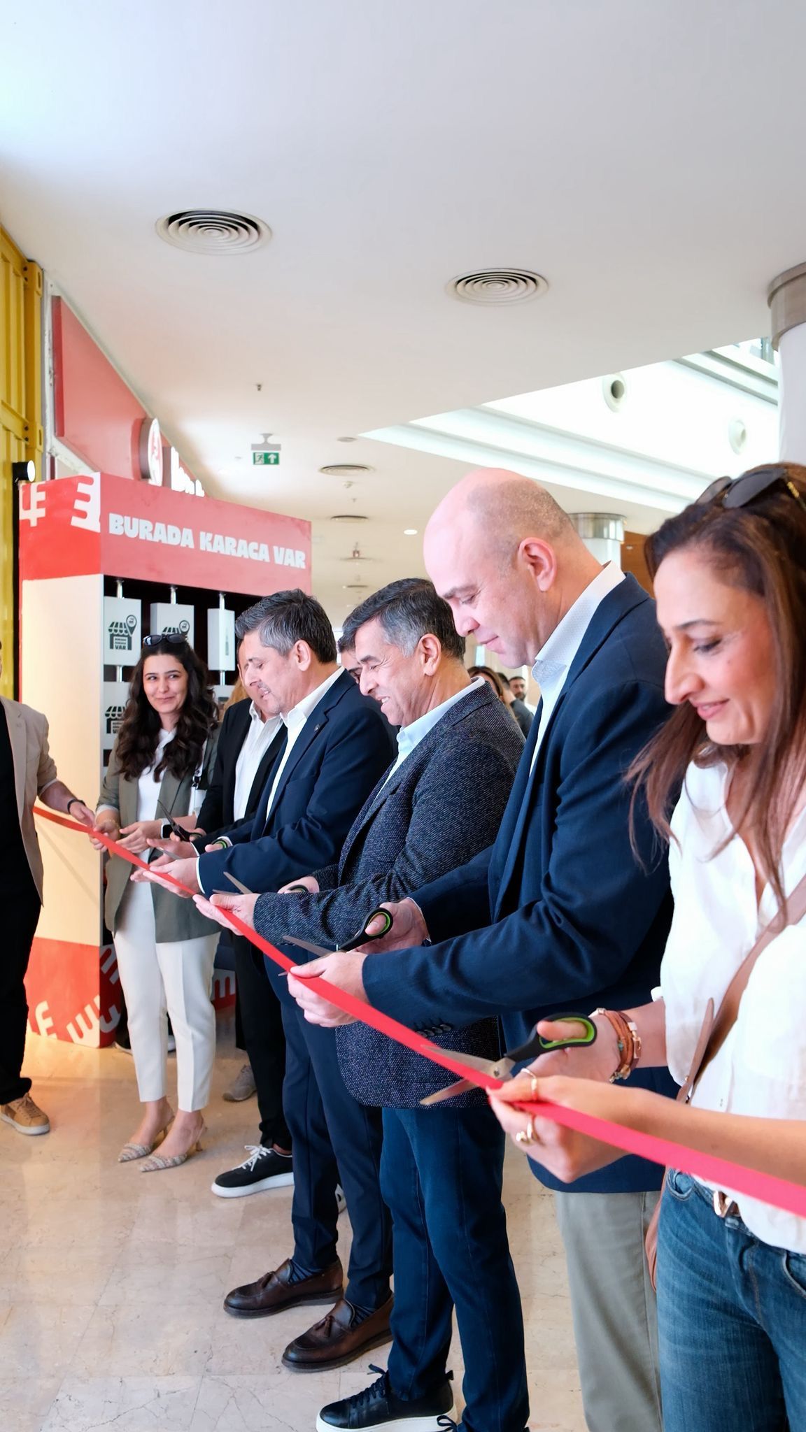 Karaca, Akbatı AVM’de Yeni Mağazasını Açtı