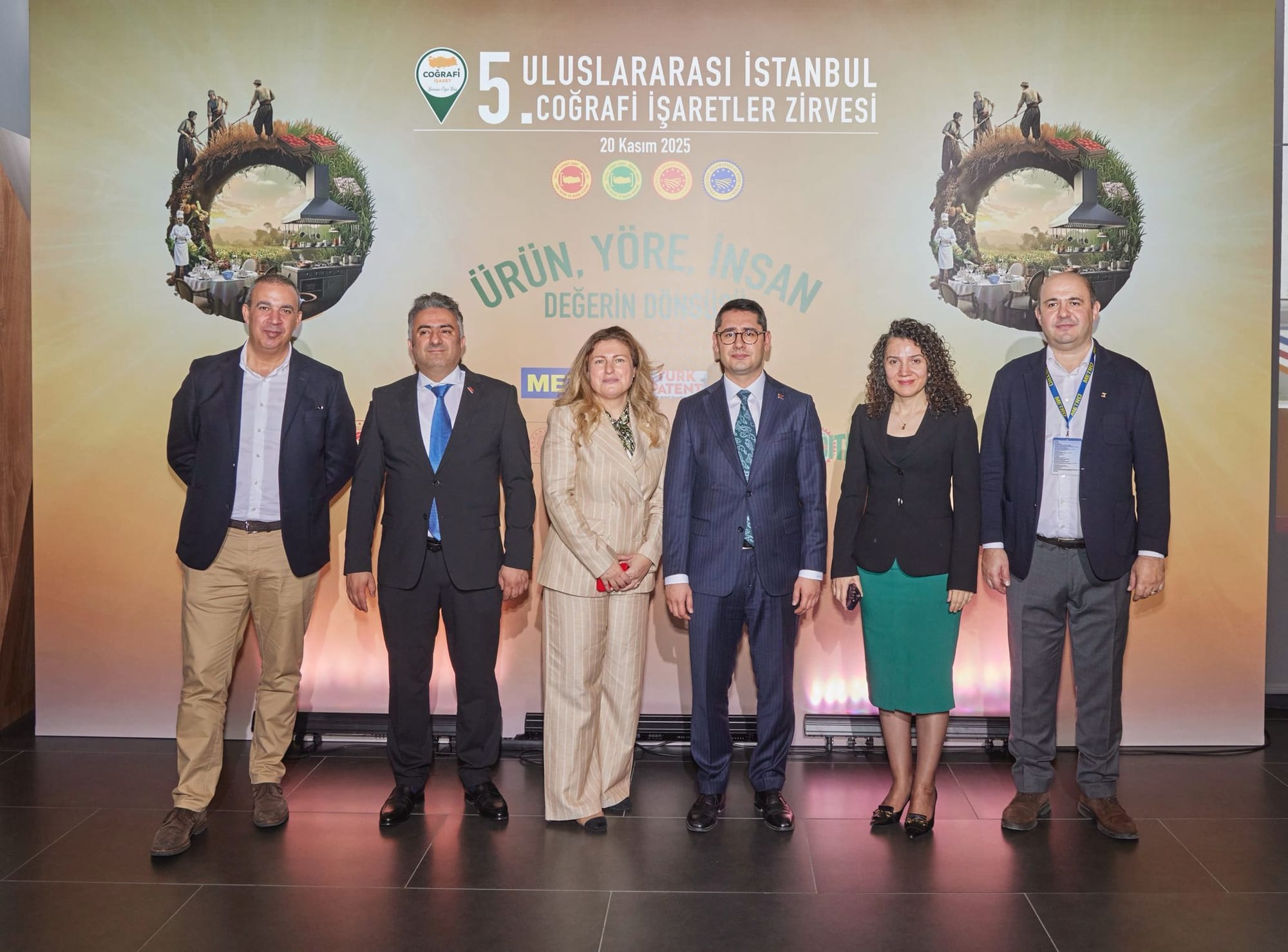 5.⁠ ⁠İstanbul Uluslararası Coğrafi İşaretler Zirvesi, Metro Türkiye'nin ev sahipliğinde Gastronometro'da gerçekleştirildi