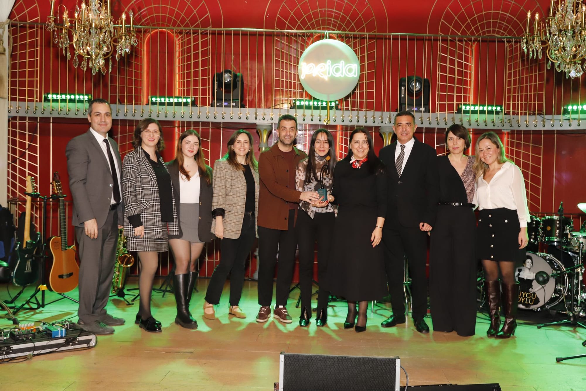 PAŞABAHÇE MAĞAZALARI FÜREYA KOLEKSİYONU’NA PRİDA 2025’TE ÇİFTE ÖDÜL