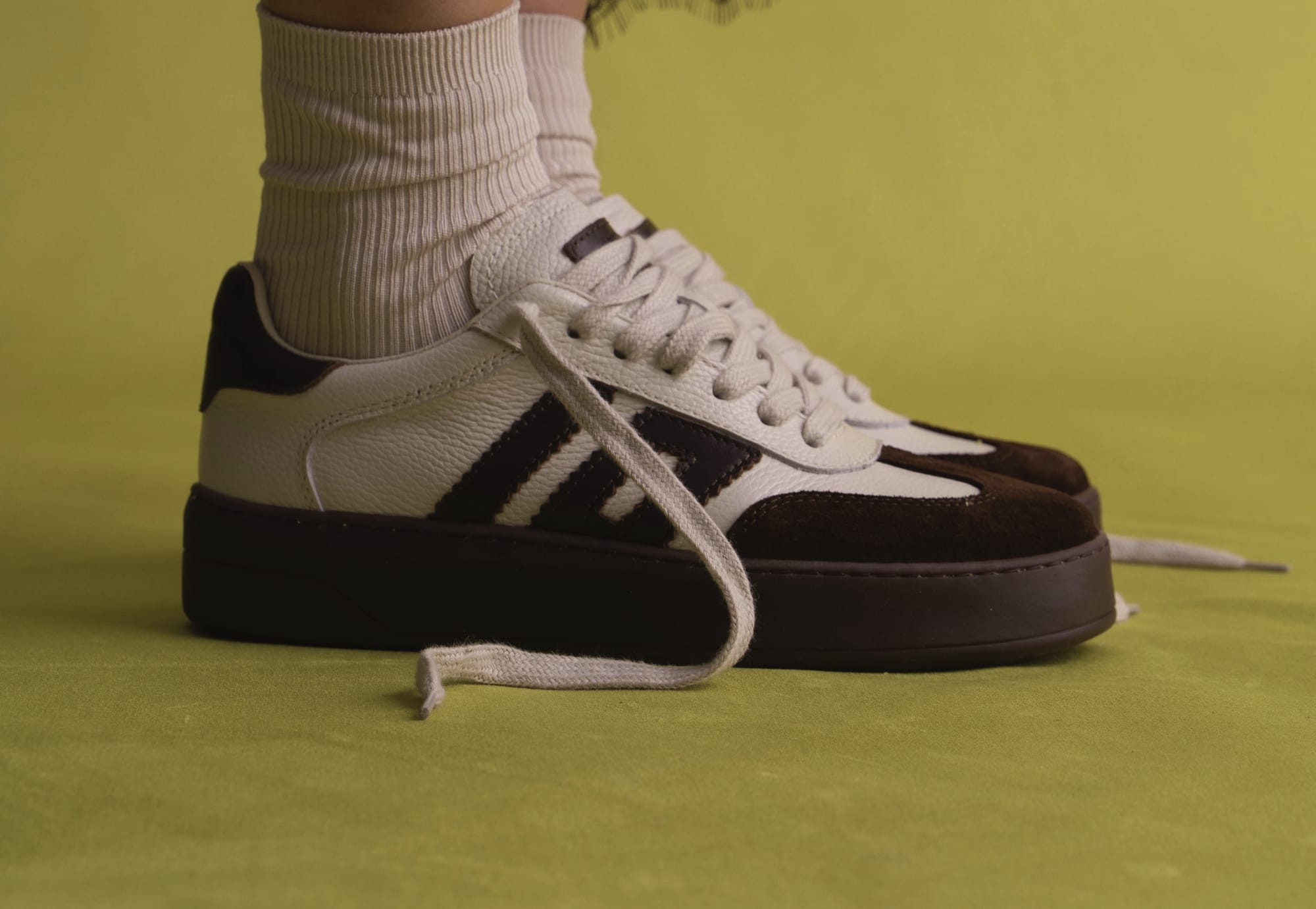 NESLİHAN CANPOLAT’TAN İLKBAHAR/YAZ