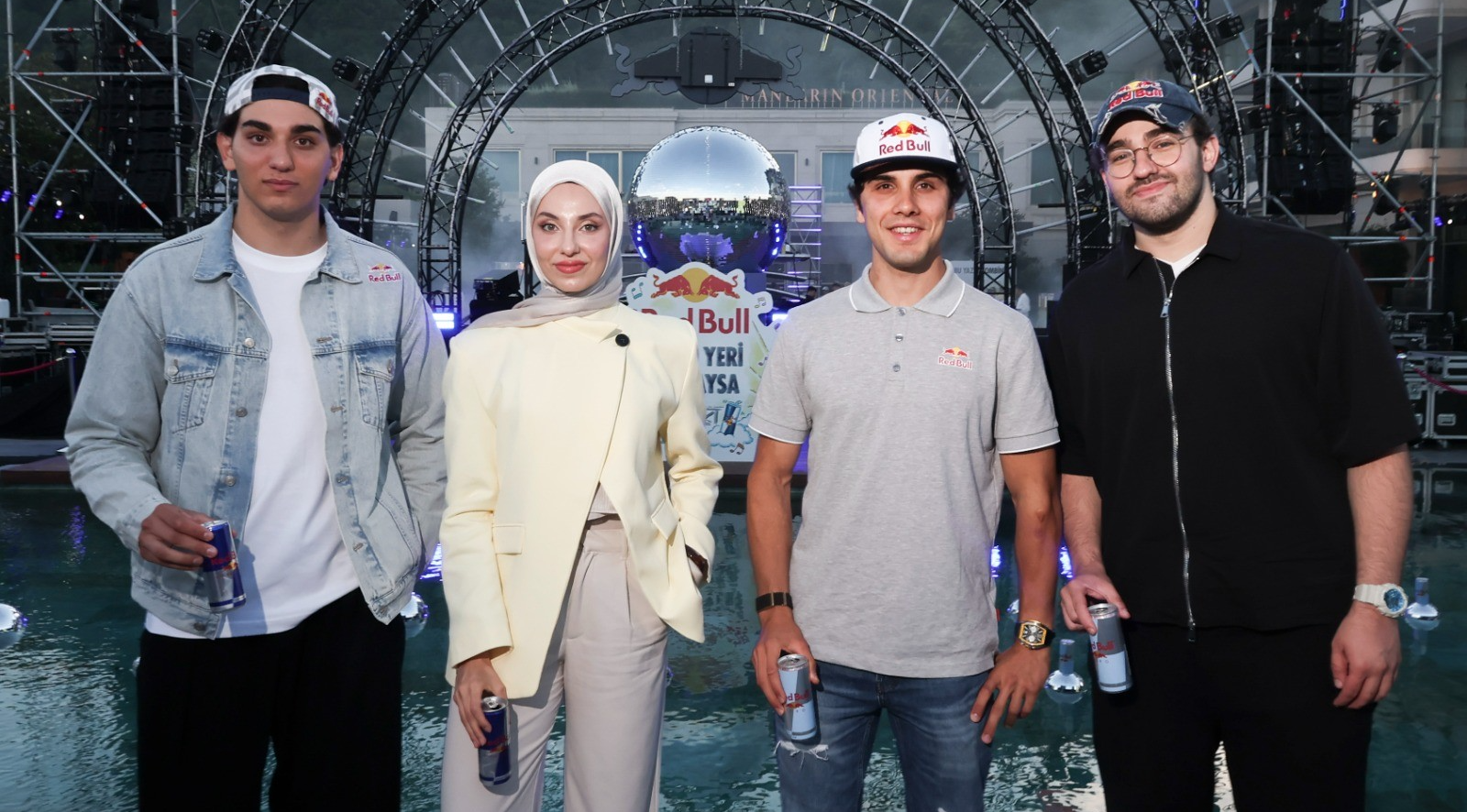 Red Bull Yeni Ürünlerini Hande Yener ile  Tanıttı