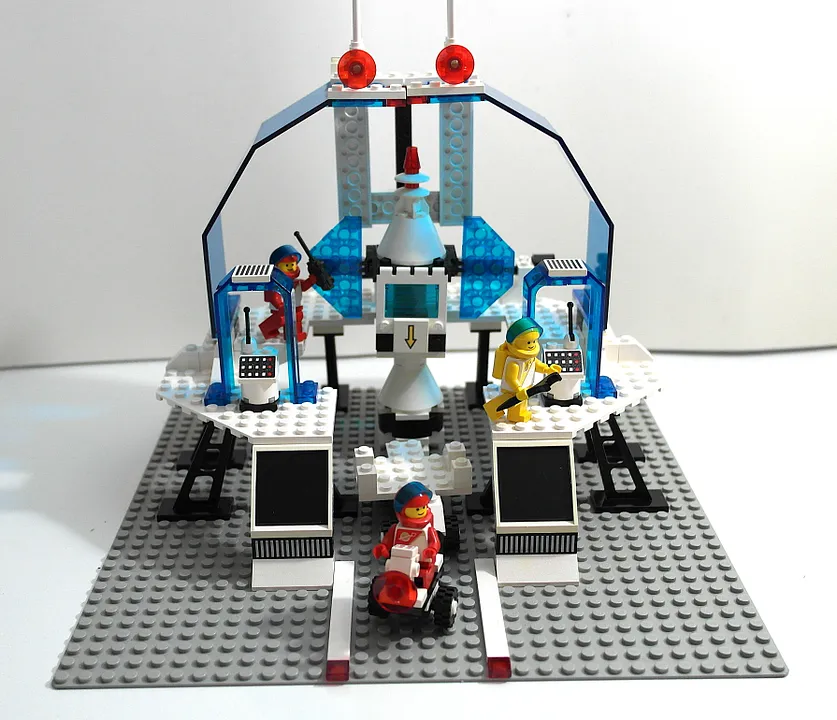 10243272