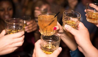 EL ALCOHOLISMO ES UNA ENFERMEDAD