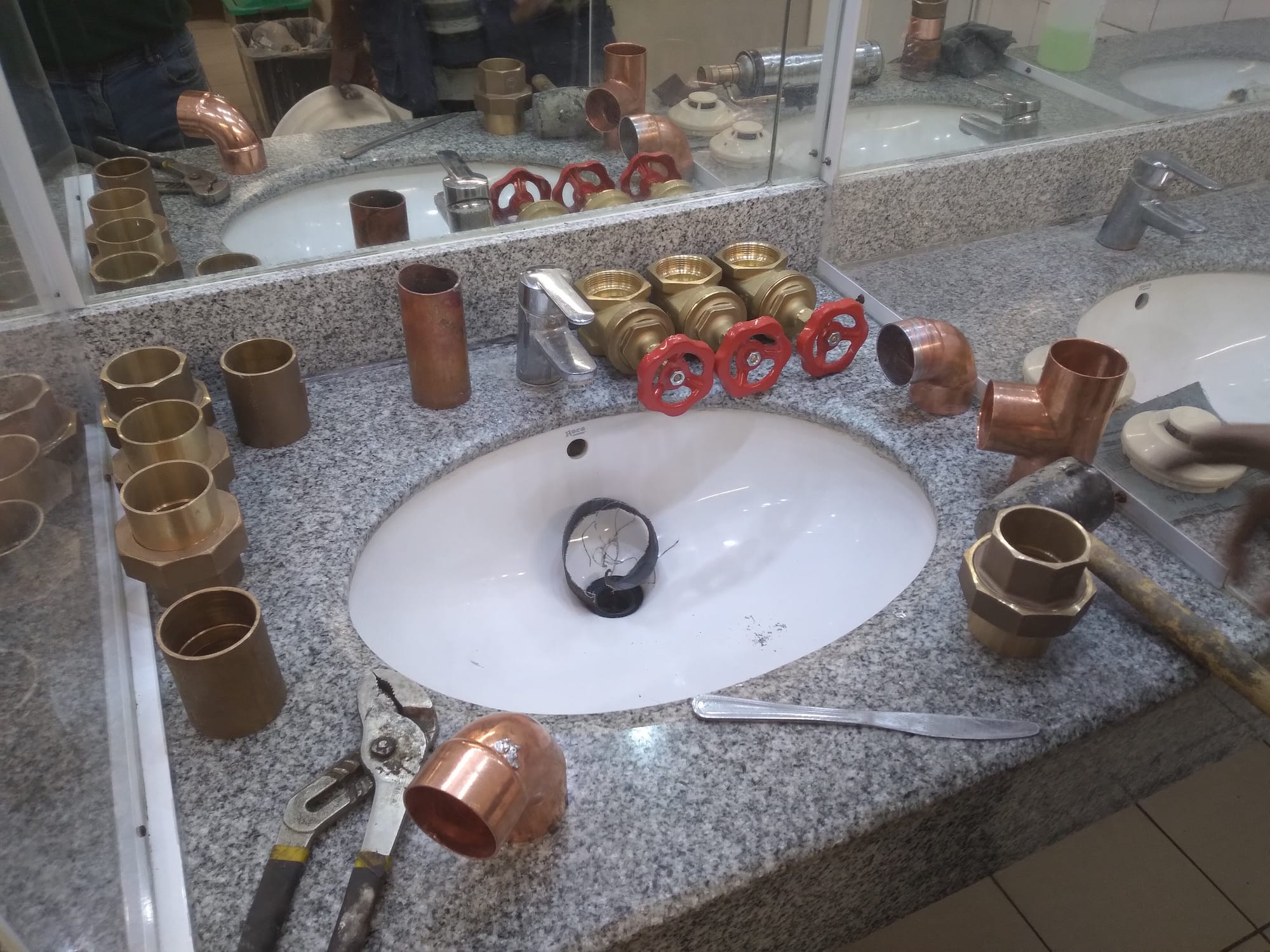 Cambio Valvulas de Corte