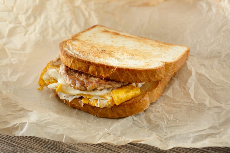 Sausage and egg sandwich (plain or toasted)