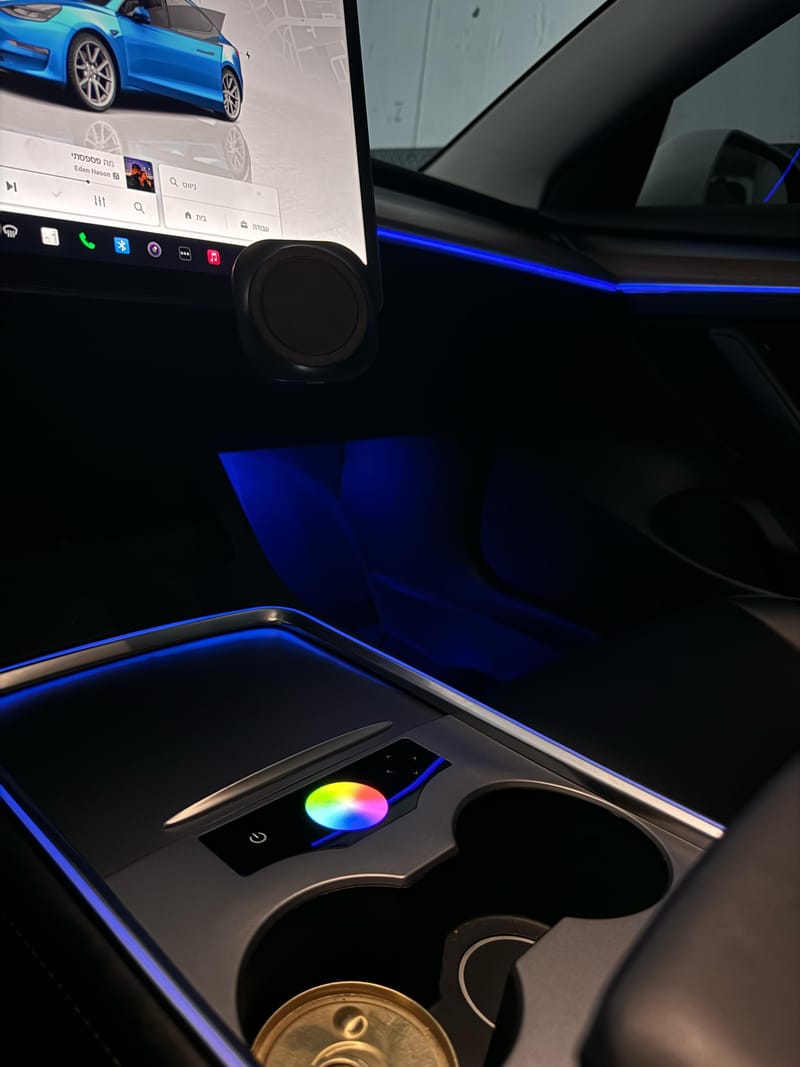 Telsa model 3 with touch screen control