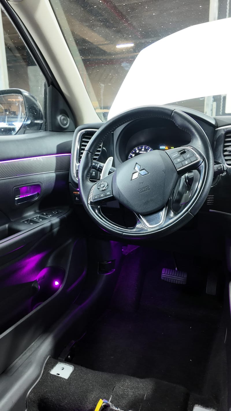 Mitsubishi outlander 2016