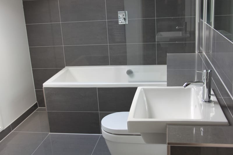 Six flats and retail unit 2014/15