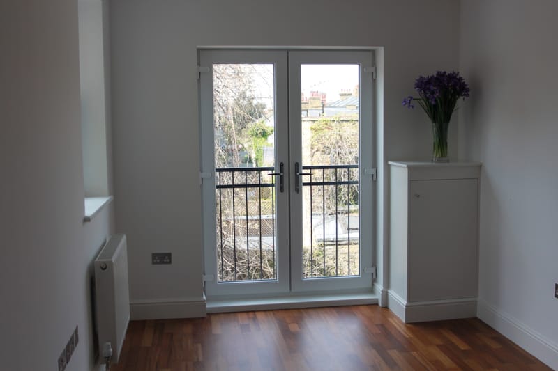 Six flats and retail unit 2014/15