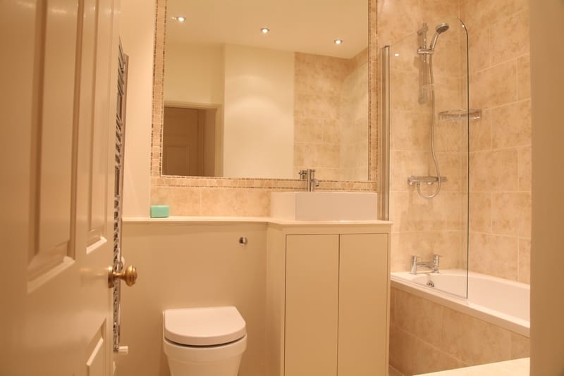 Kensington Court 2012