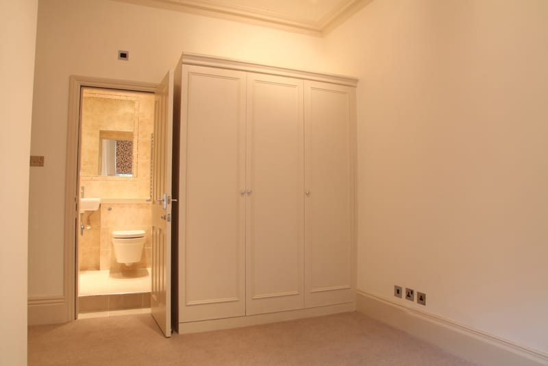 Kensington Court 2012