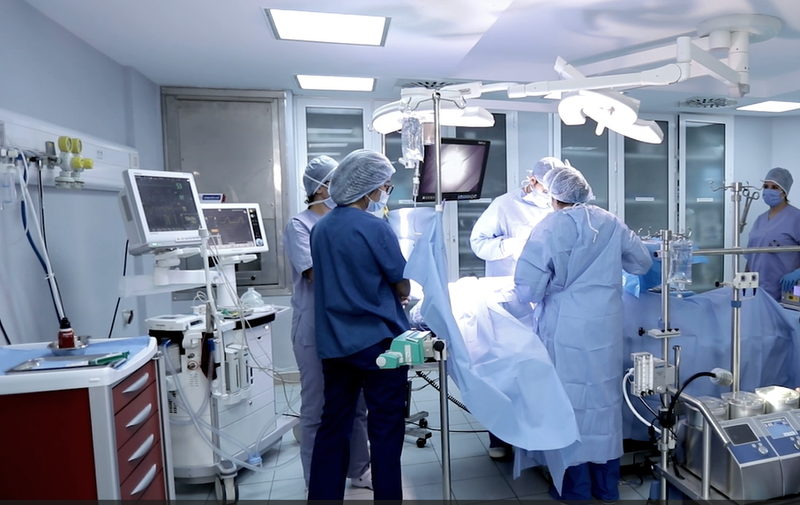 SPÉCIALITÉS CHIRURGICALES