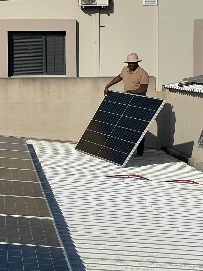 SOLAR ENERGY INSTALLATION & MAINTENANCE