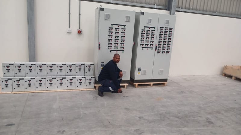 CUSTOM ELECTRICAL PANEL DESIGN & BUILDING