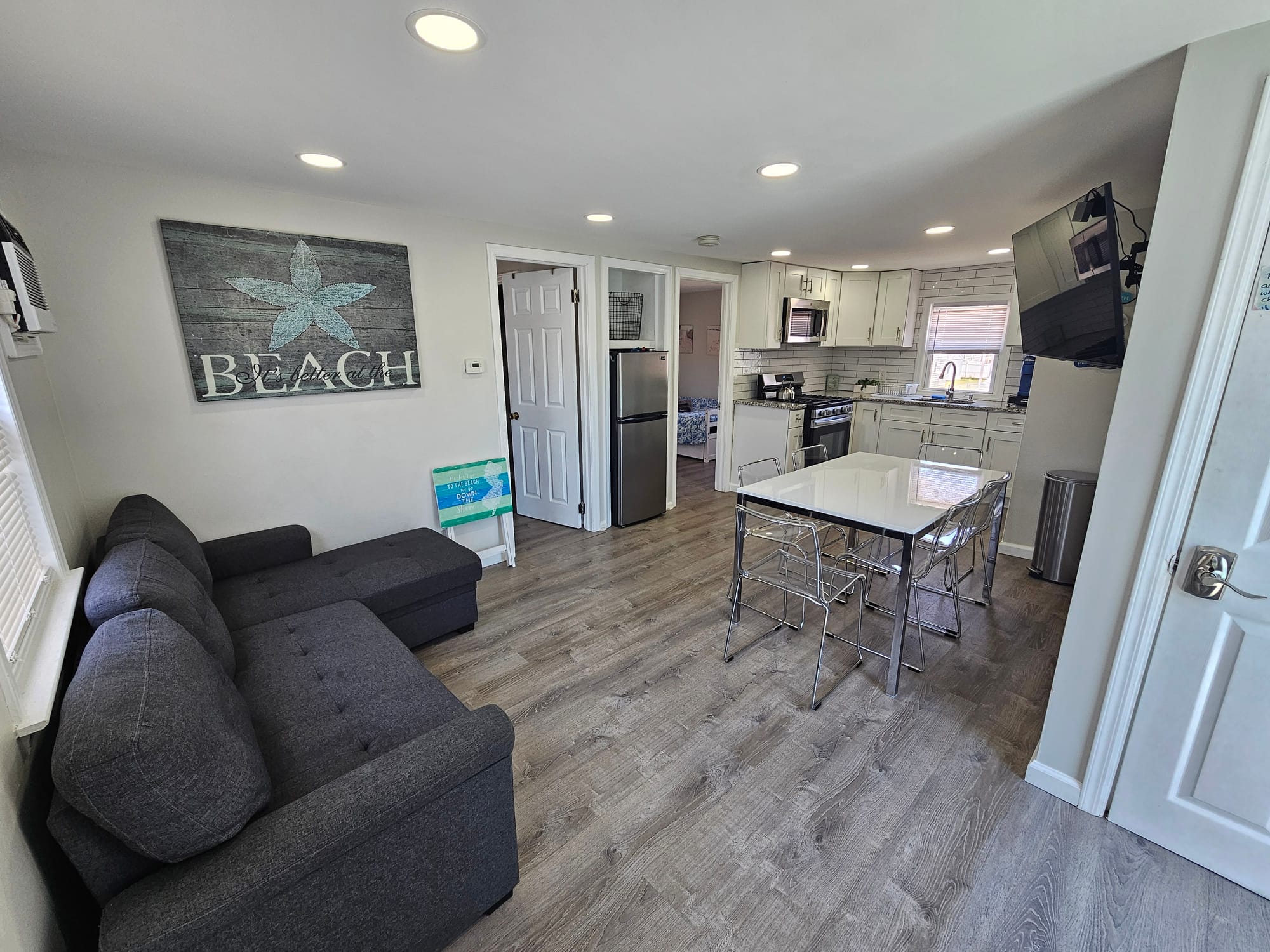 2nd Floor Living Room