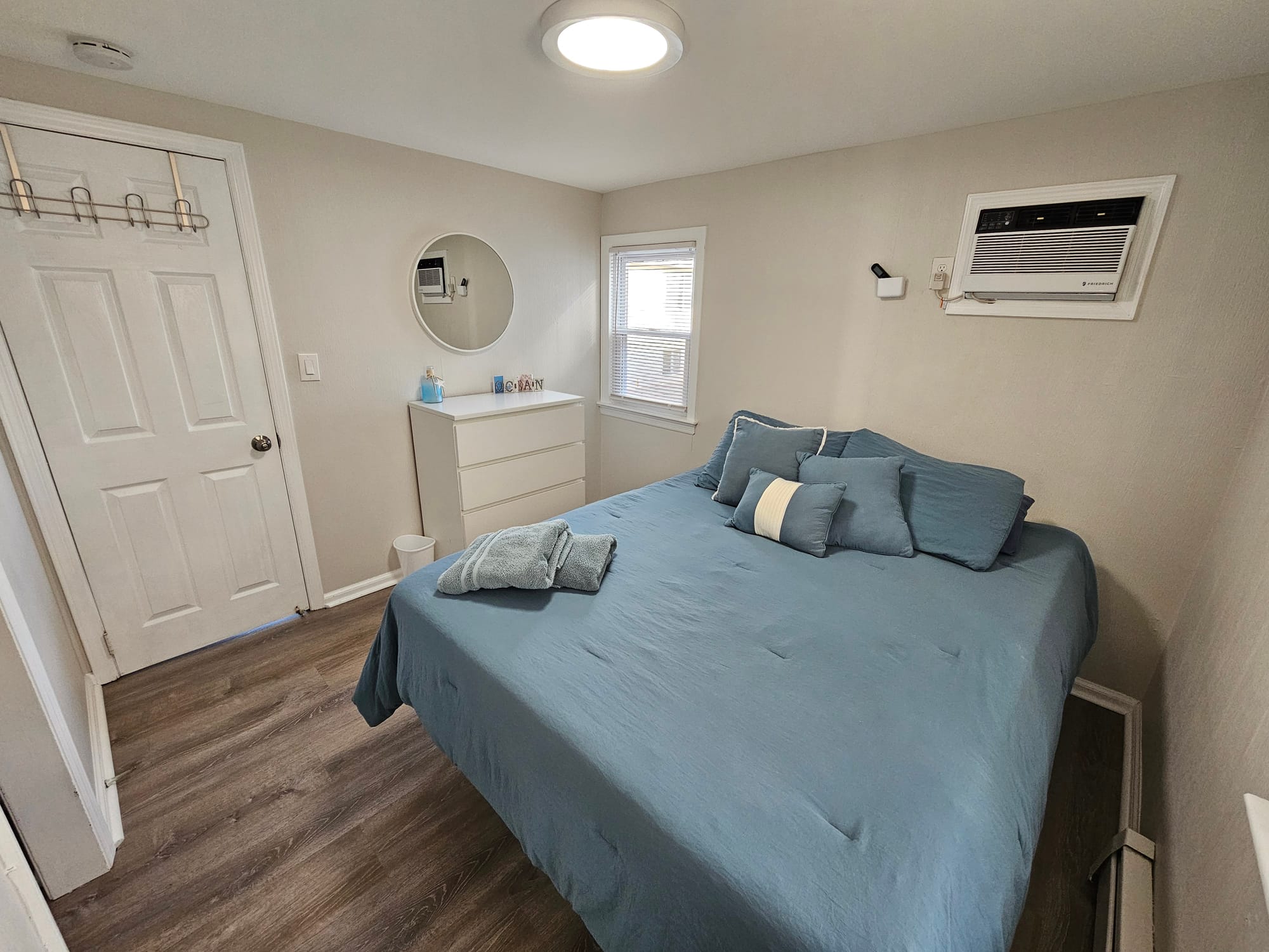 2nd Floor Queen Bedroom 1