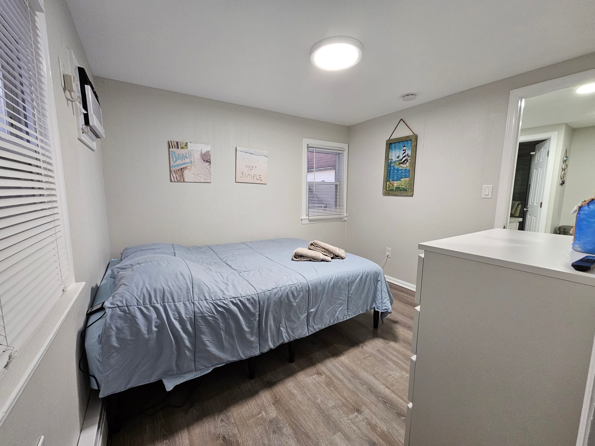 2nd Floor Queen Bedroom 2