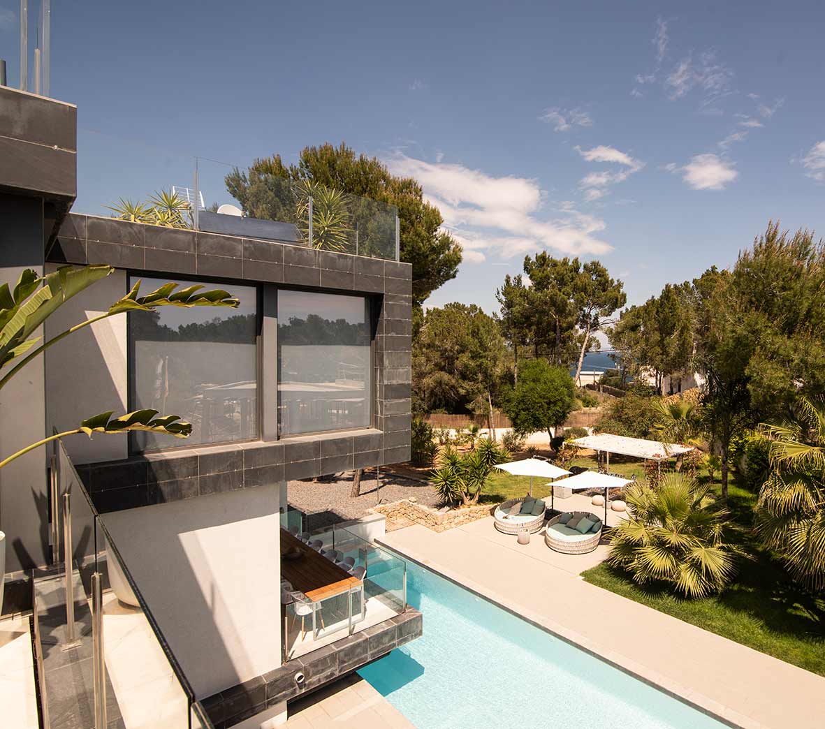 Villas with mountain View