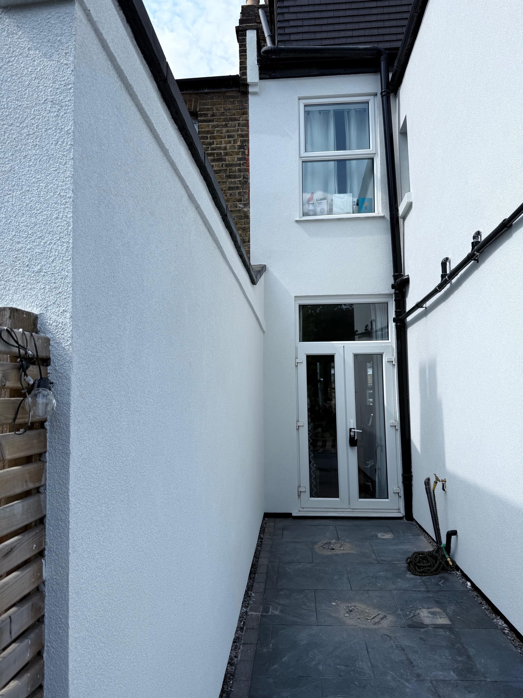 Silicone Rendering Completed in Earlsfield | GMK Builders