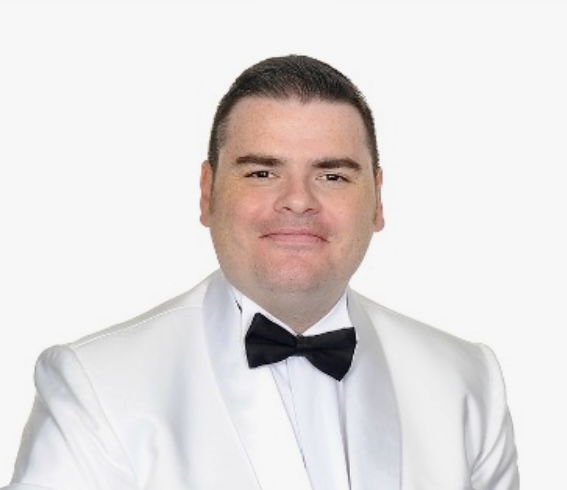 LOVE STORY WRITING & WEDDING PLANNING