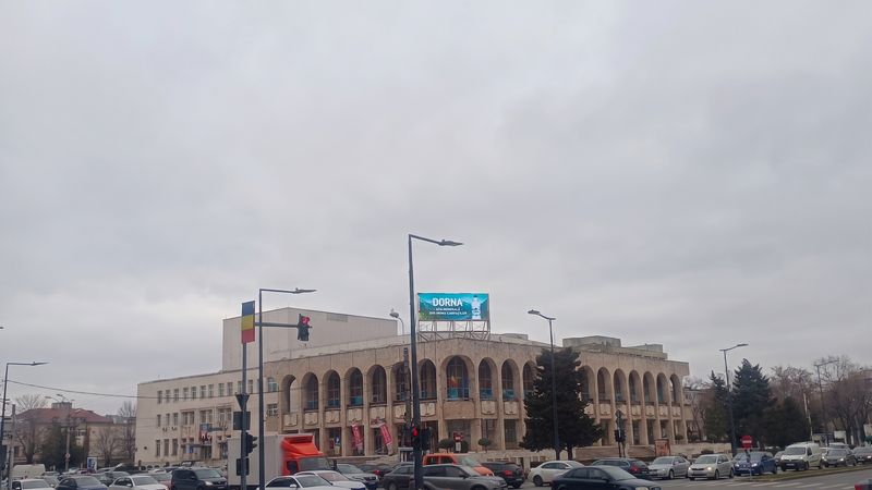 Impact și perspective în publicitatea pe ecrane outdoor din România