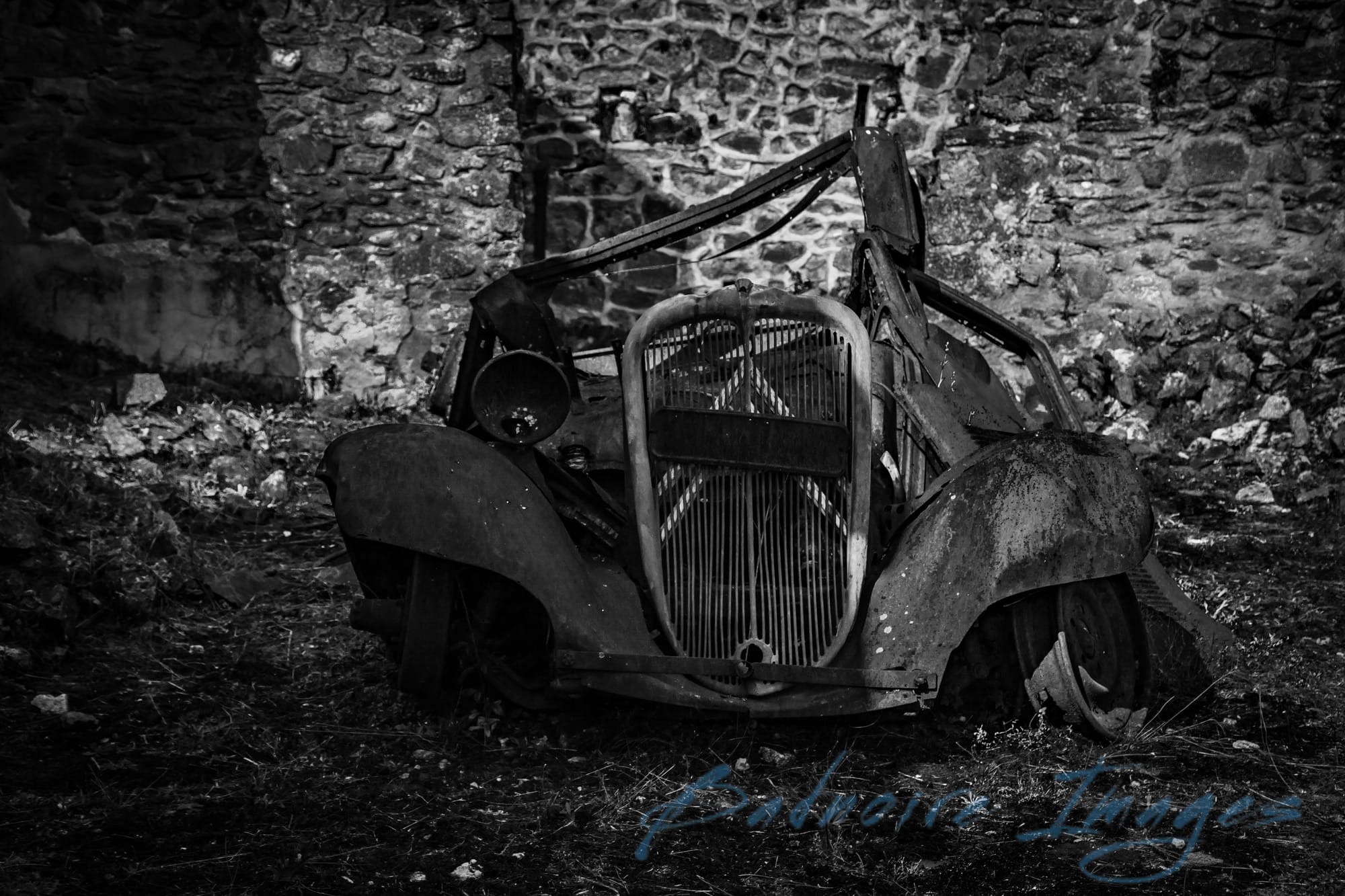 Household objects and cars