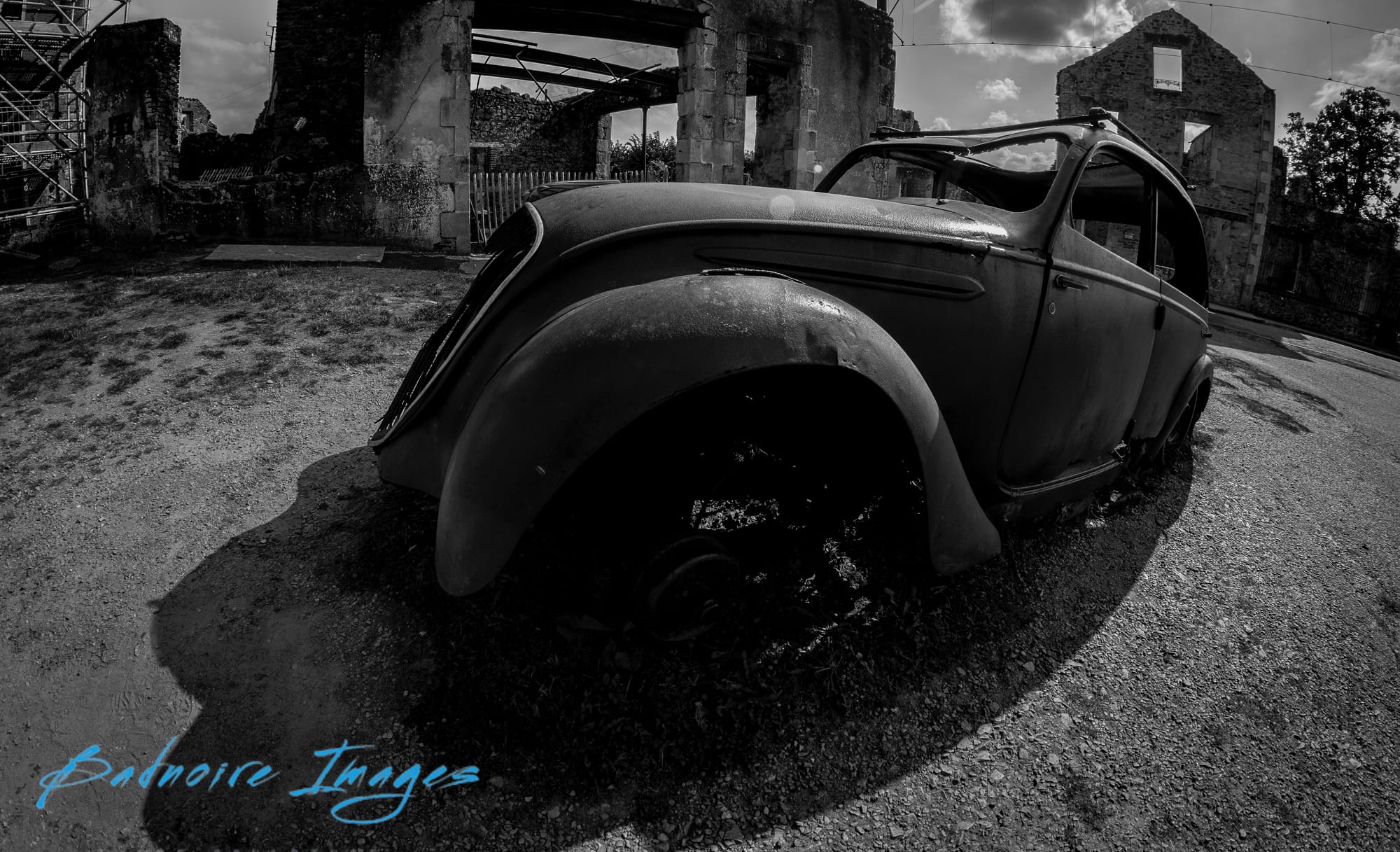 Household objects and cars