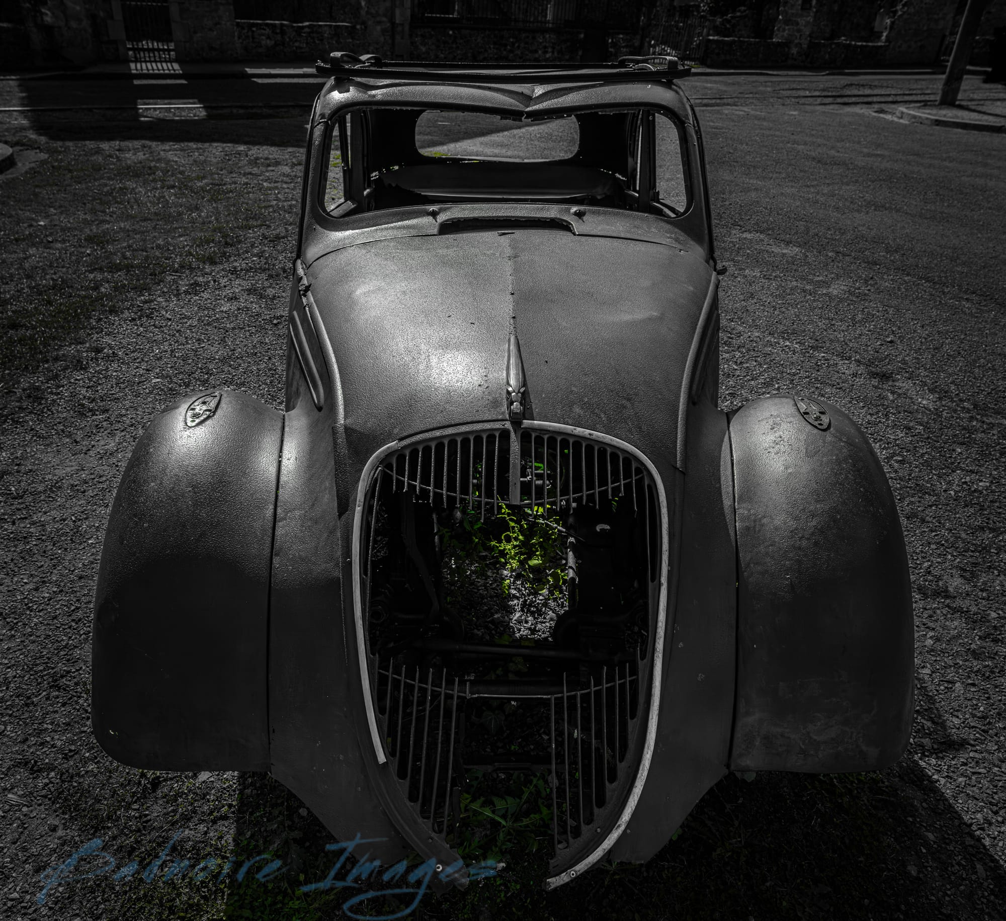 Household objects and cars