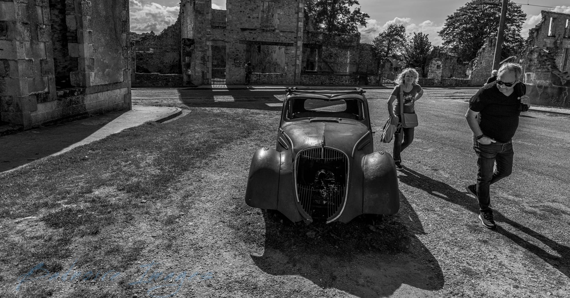 Household objects and cars