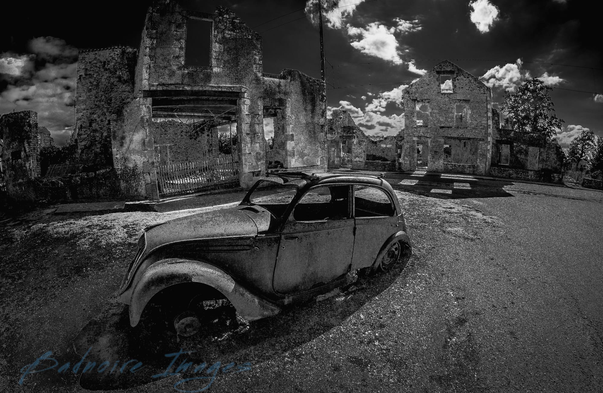 Household objects and cars