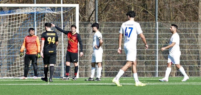 1. & 2. Mannschaft: Erste Mannschaft bleibt auch im Spitzenspiel ungeschlagen