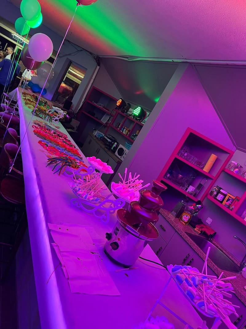  קיאק/שולחן מתוקים