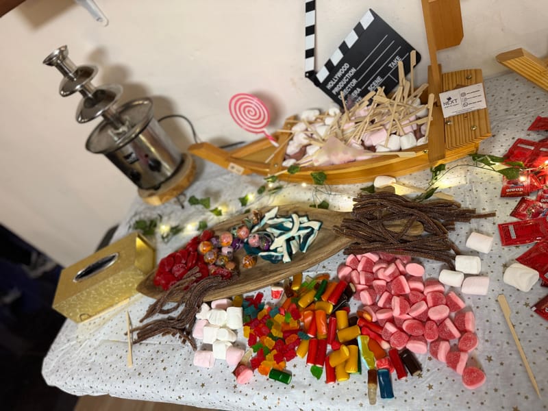  קיאק/שולחן מתוקים