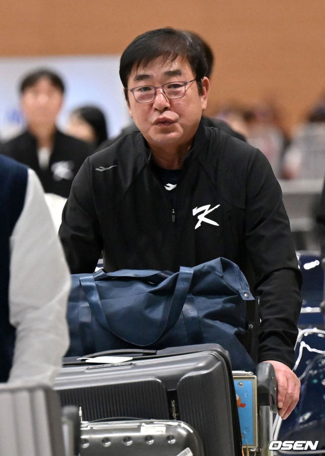 예선 탈락에도 공항 인산인해…‘귀국’ 류중일 감독 “김도영 발굴했지만, 박영현 활용 못해 아쉬워” [오!쎈 현장]