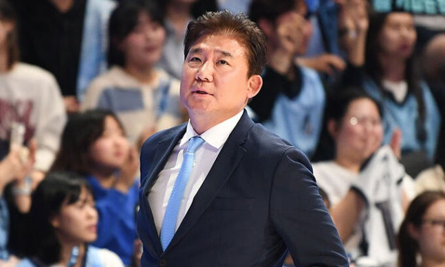 [스포츠 브리핑] 감독의 폭행 논란… 소노, KBL 재정위 요청 외